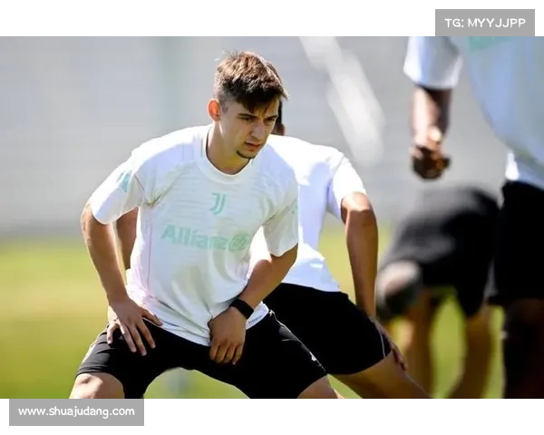 罗马诺爆料:尤文正式买断小孔塞桑分期付款交易细节曝光 罗马诺爆料:尤文正式买断小孔塞桑分期付款交易细节曝光