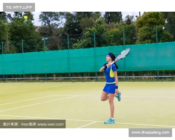 网球比赛热身环节的重要性与技巧分析 如何提升运动员状态和比赛表现 网球比赛热身环节的重要性与技巧分析 如何提升运动员状态和比赛表现