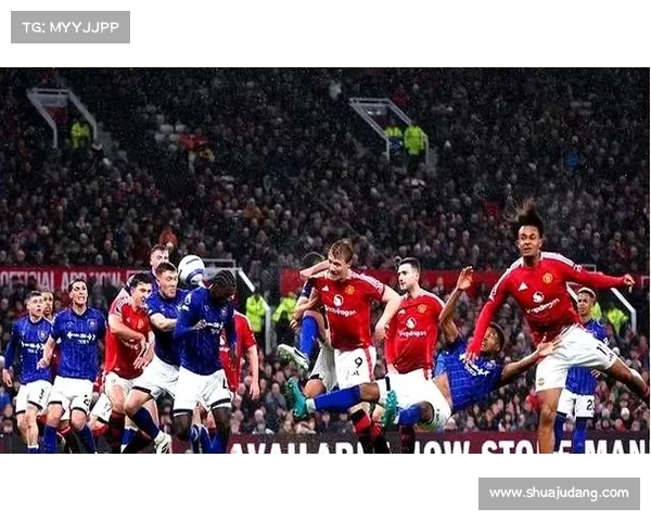 英超激战回顾 曼联逆袭热刺 曼城稳居榜首 利物浦强势反弹解析