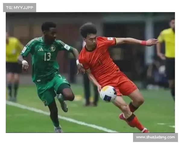 德甲边锋闪耀赛场 聚焦未来之星的崛起与挑战 德甲边锋闪耀赛场 聚焦未来之星的崛起与挑战