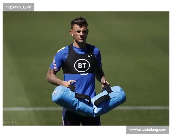 西甲前锋崛起之路探索:从青训到顶级联赛的进阶之道 西甲前锋崛起之路探索:从青训到顶级联赛的进阶之道